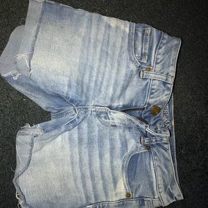 american eagle shorts.